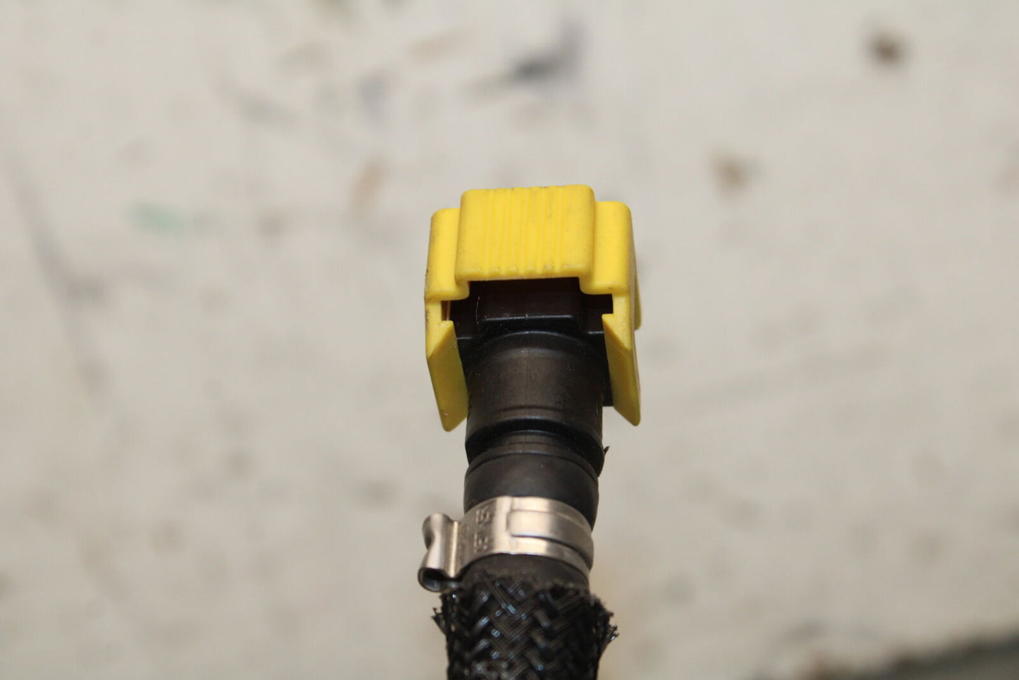 21-24 APRILIA TUONO 660 FACTORY FUEL HOSE GAS LINE TUBE PIPE BB733