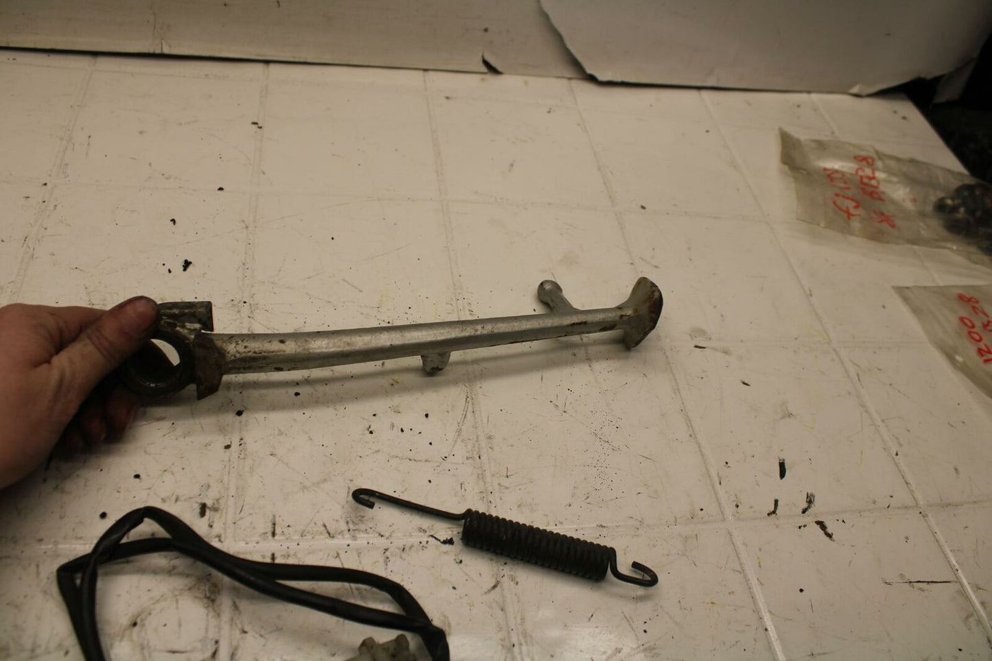 86-89 YAMAHA FJ1200 KICKSTAND SIDE KICK STAND BB11