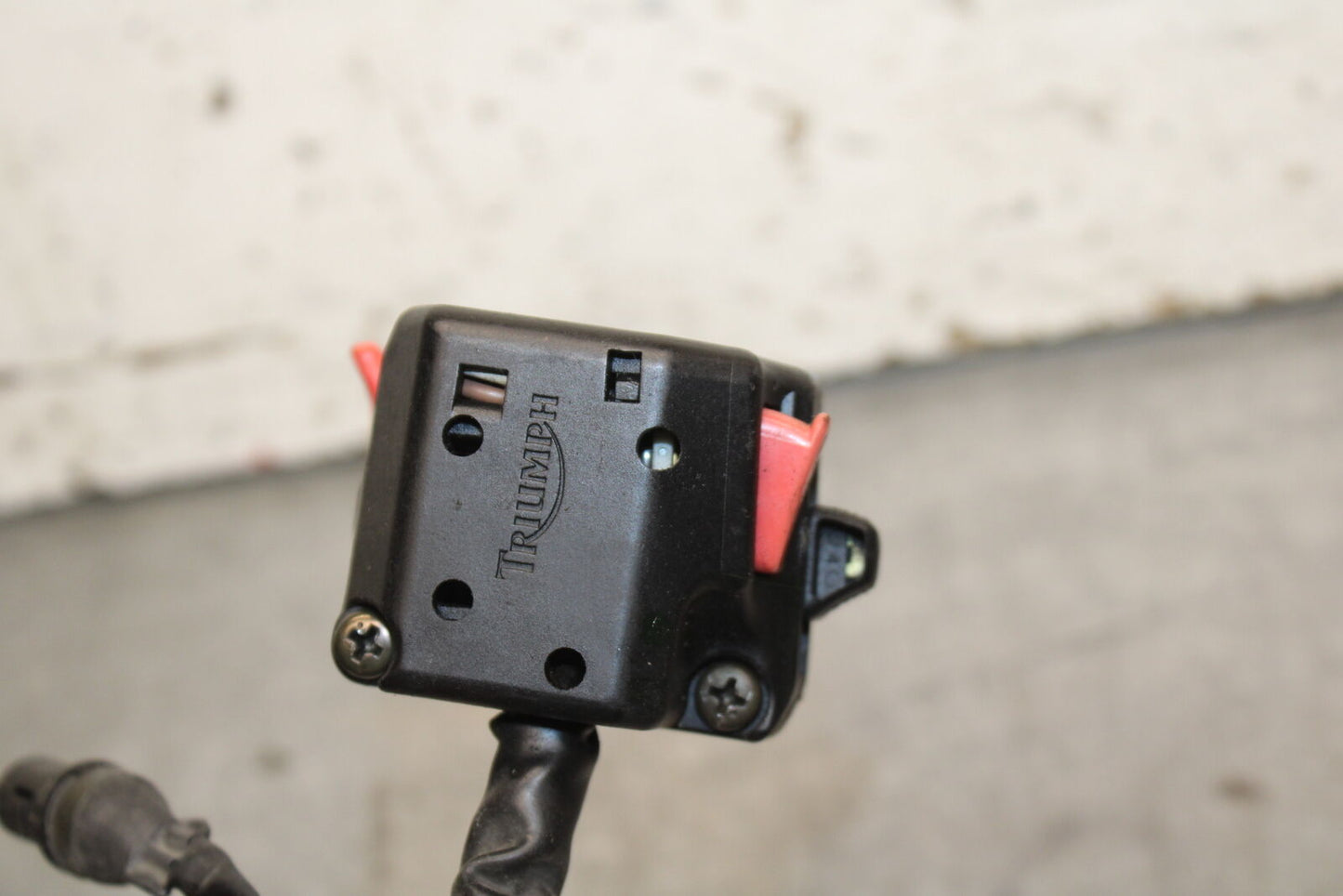 03-04 TRIUMPH DAYTONA 600 LEFT CLIP ON HANDLE HORN SIGNALS SWITCH SWITCHES BB745