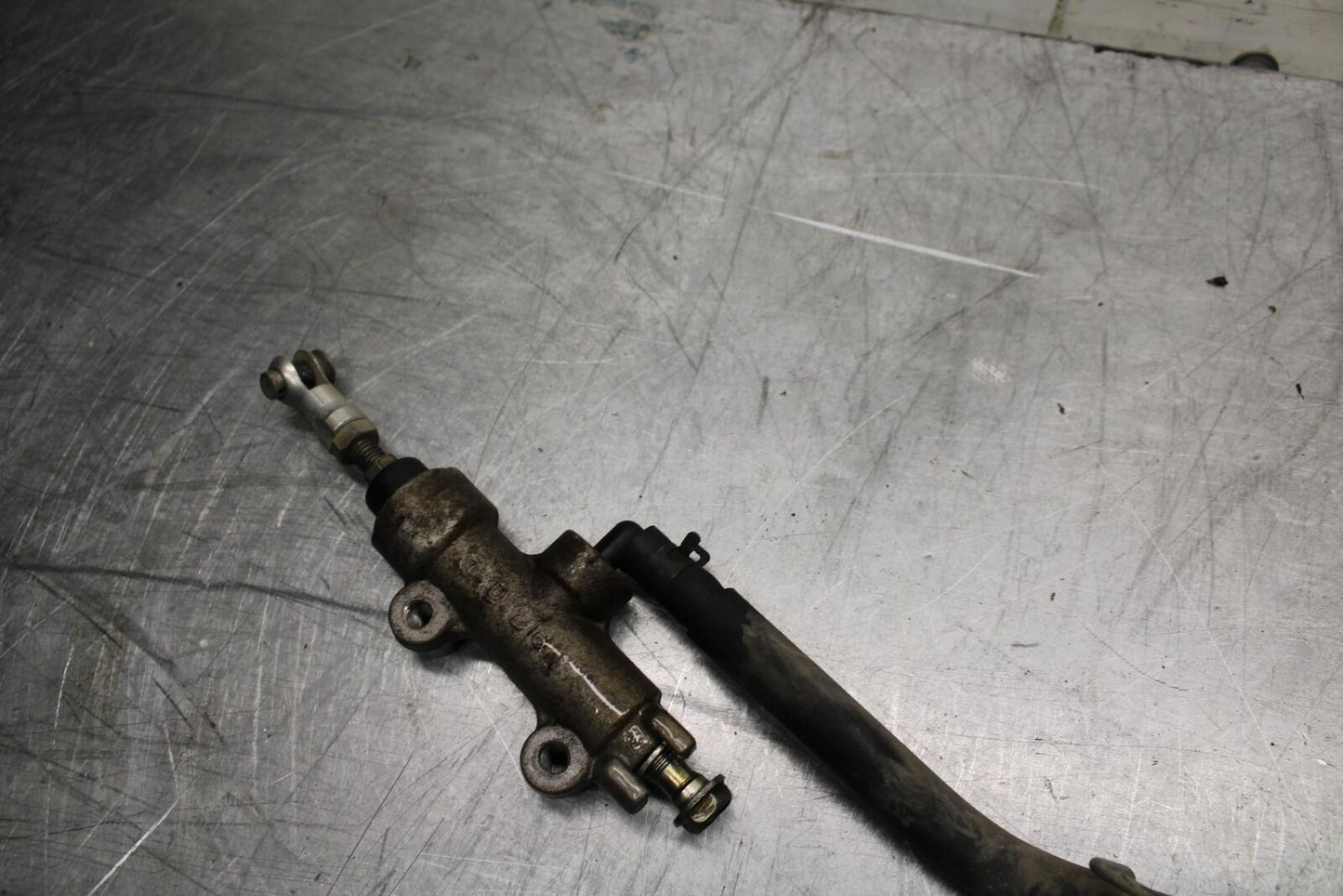 07-08 KAWASAKI CONCOURS 1400 ABS REAR BRAKE MASTER CYLINDER W RESERVOIR BB449