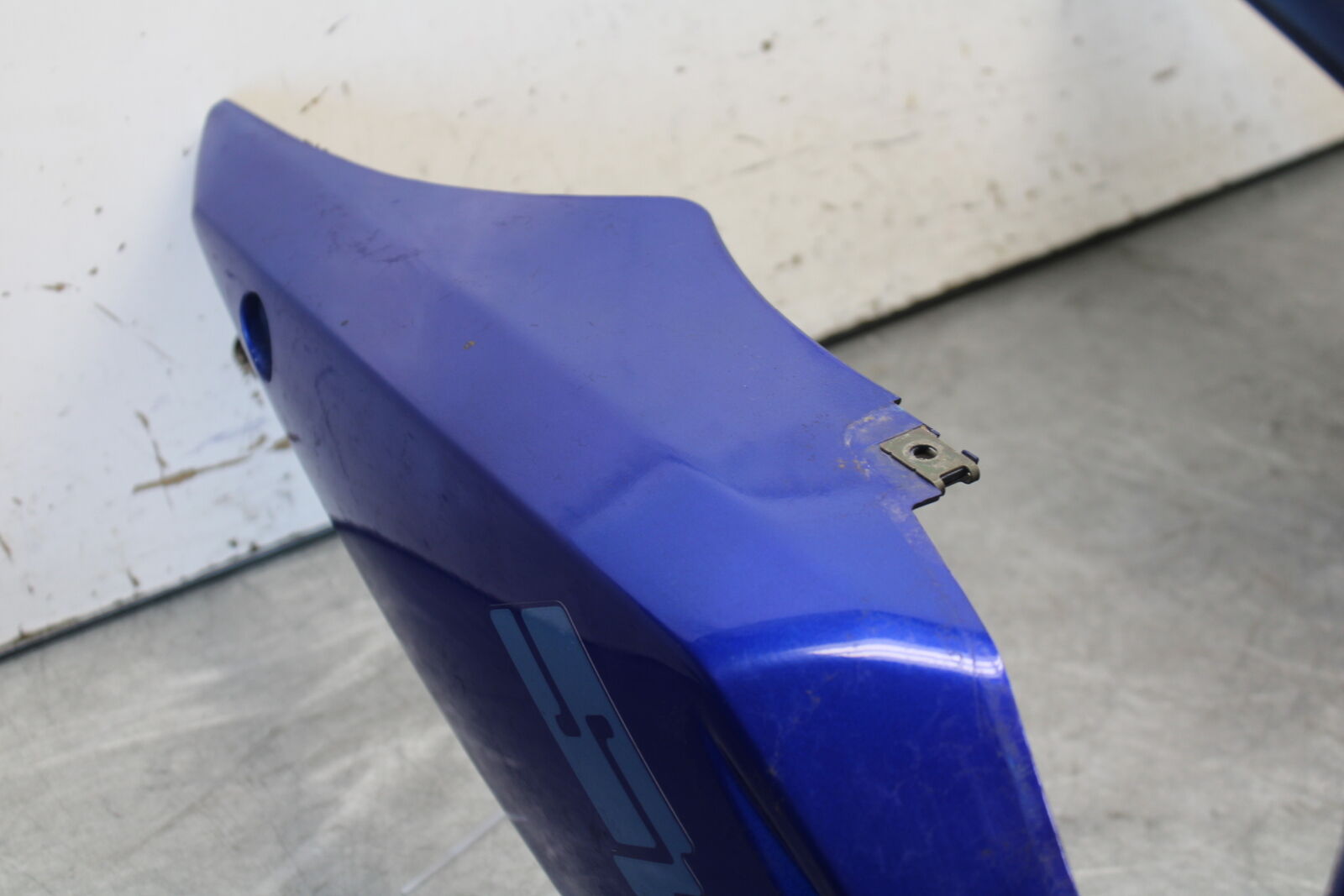 03-07 SUZUKI SV1000S FRONT UPPER NOSE FAIRING COWL SHROUD 94401-16G00-YC2 BB657