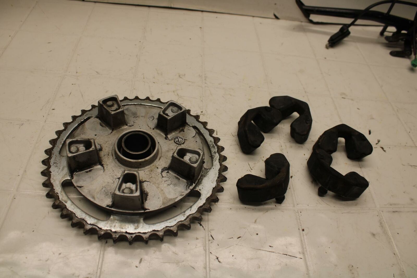 01 SUZUKI GSXR1000 REAR HUB SHOCK DAMPERS CUSH ABSORBERS BB10