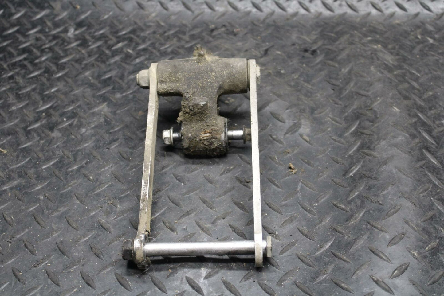 02 KAWASAKI NINJA ZX12R REAR DOGBONE SHOCK LINKAGE LINK bb194