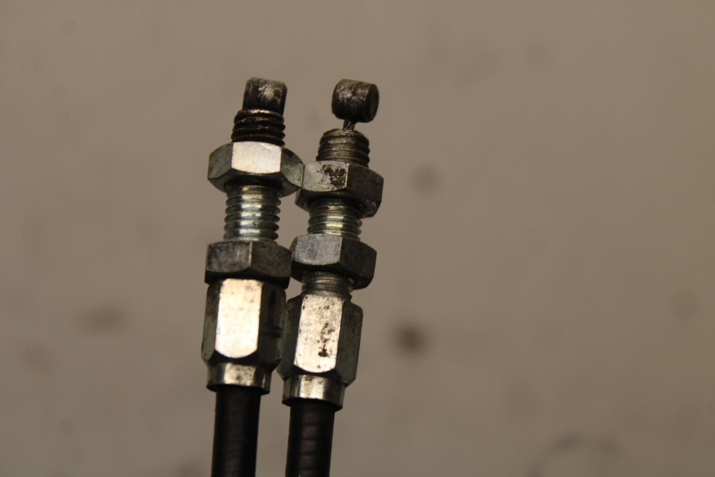 01-03 SUZUKI GSXR600 THROTTLE CABLES LINES BB639