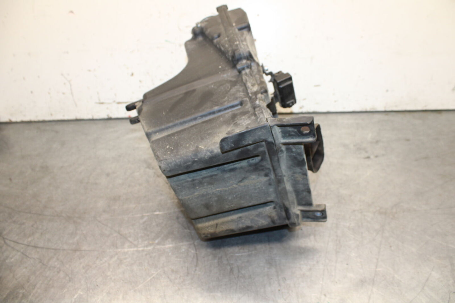 14-16 TRIUMPH AMERICA LT AIRBOX AIR INTAKE FILTER BOX BB720