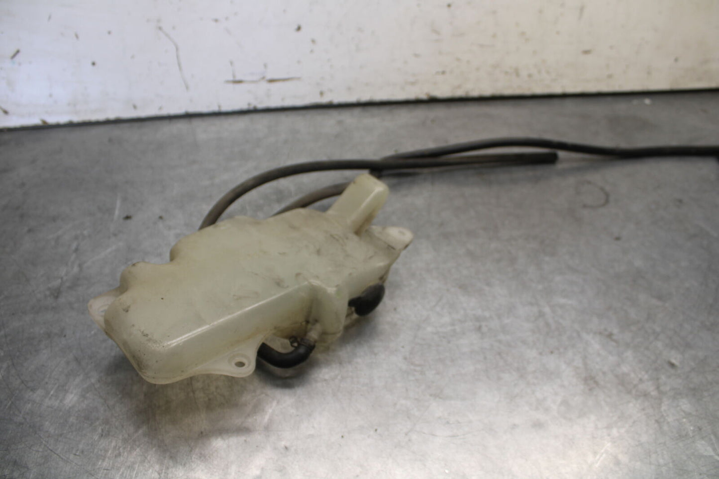 98-03 KAWASAKI VULCAN 1500L COOLANT WATER TANK RESERVOIR BOTTLE BB678