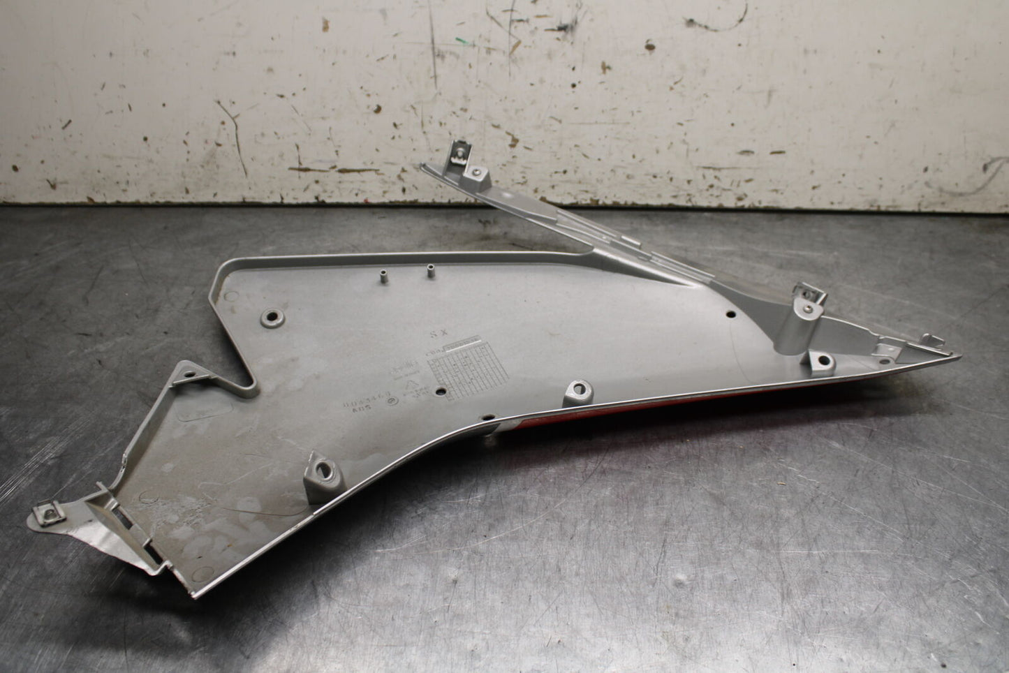 15-19 APRILIA RSV4 RF LEFT MID UPPER SIDE FAIRING COWL PLASTIC BB611