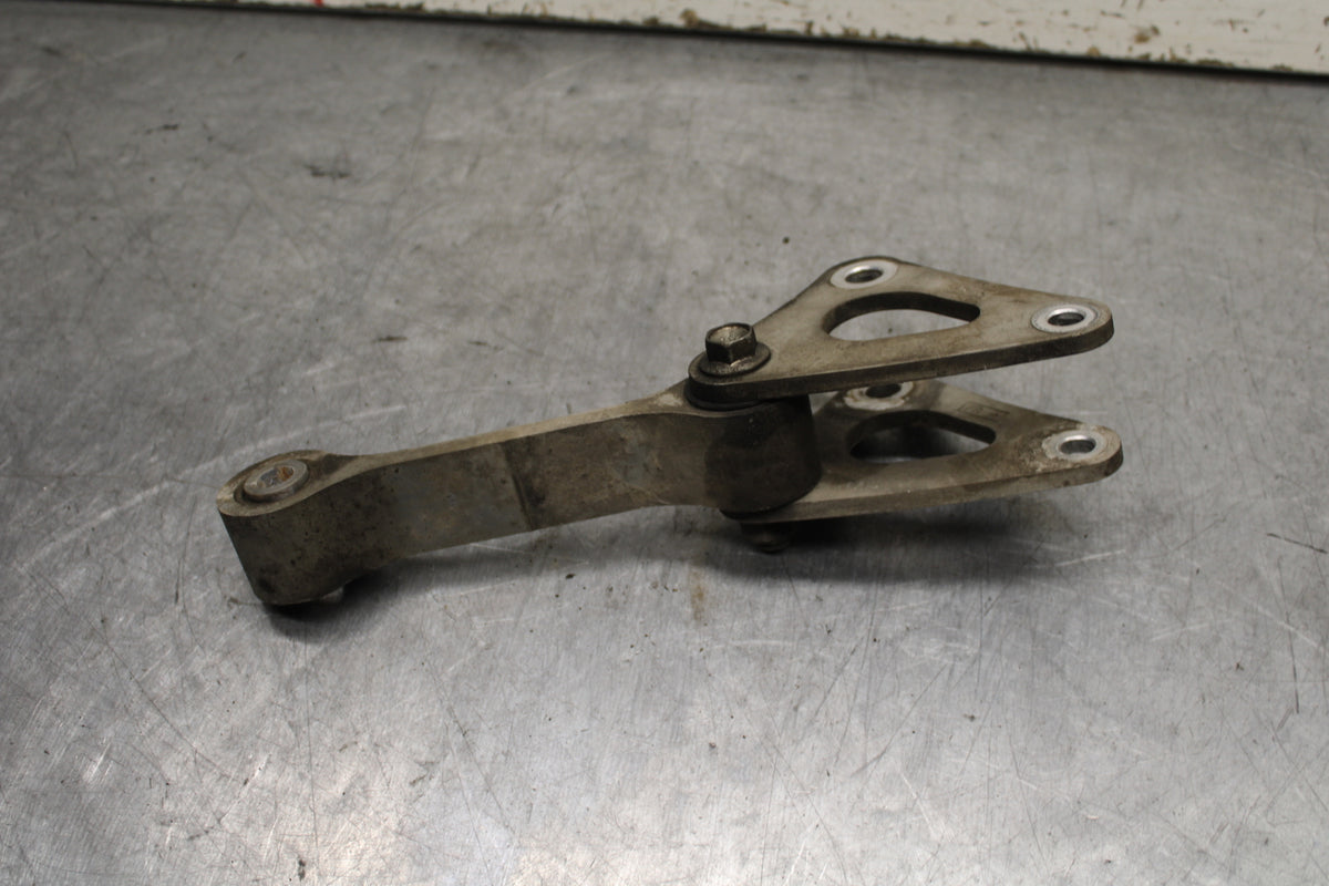 11-24 SUZUKI GSXR750 REAR SHOCK LINKAGE LINK 62602-14860 62611-14J00 BB714