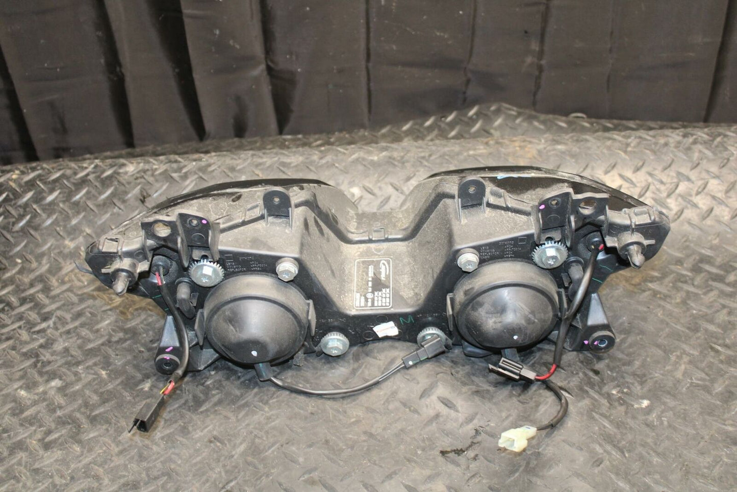 17 KAWASAKI NINJA 300 FRONT HEADLIGHT HEAD LIGHT LAMP BB215