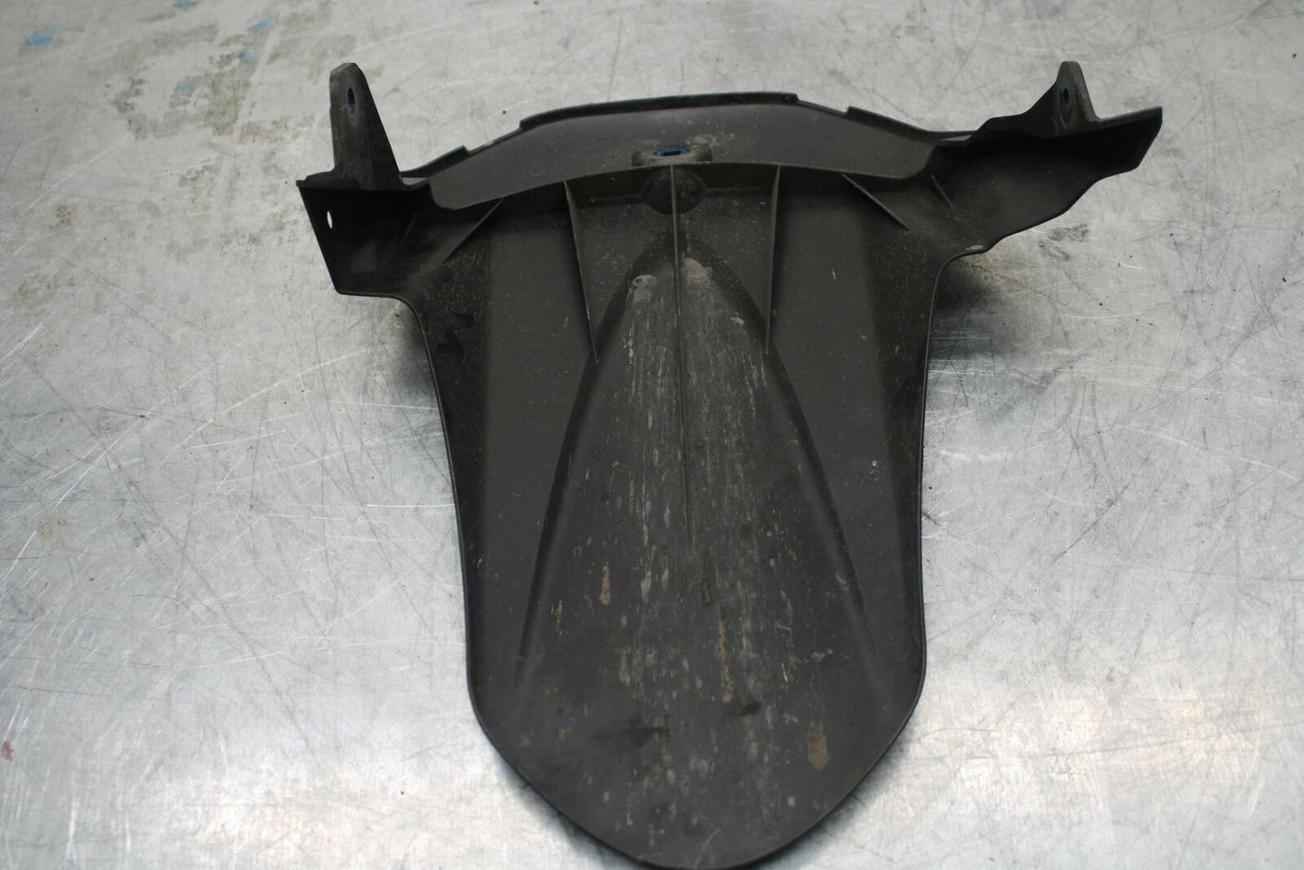 15-21 SUZUKI GSXR600 REAR BACK WHEEL TIRE HUGGER FENDER BB418