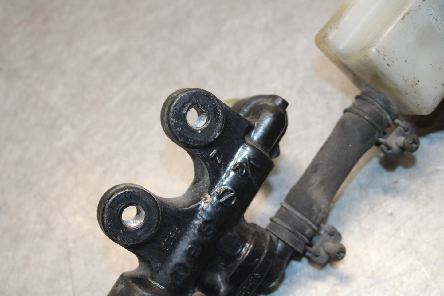 85-86 SUZUKI MADURA 1200 REAR BACK BRAKE MASTER CYLINDER W RESERVOIR BB691