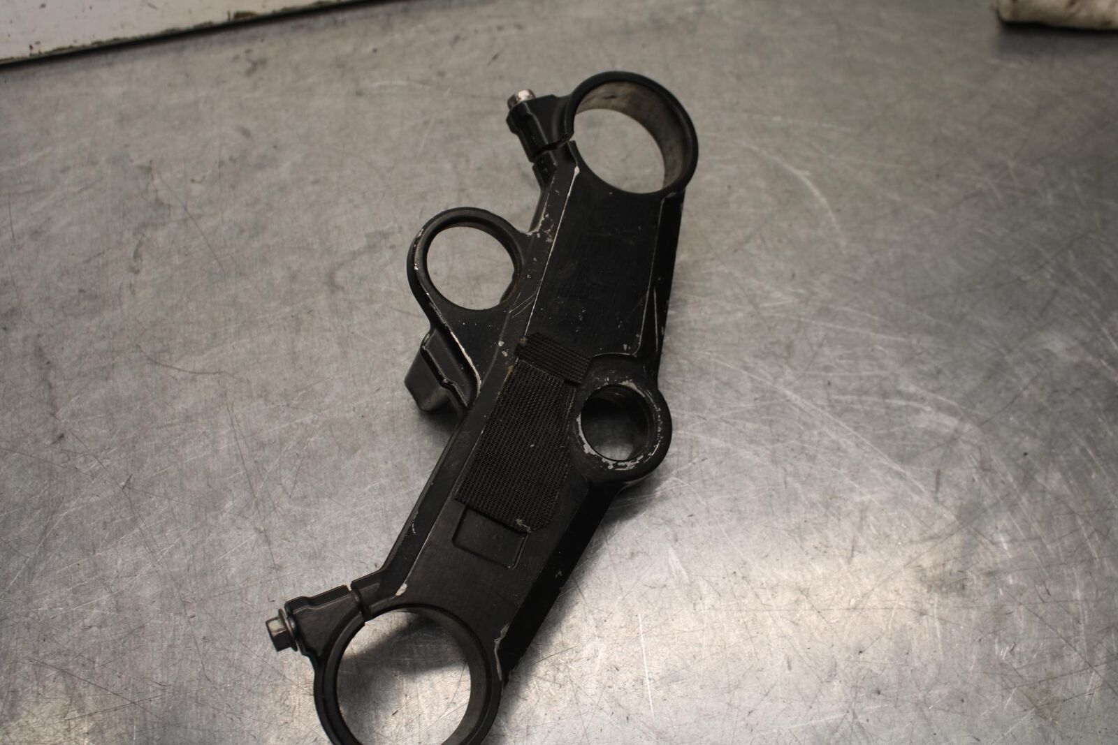 01-03 SUZUKI GSXR600 FORKS UPPER TRIPLE TREE CLAMP BB639