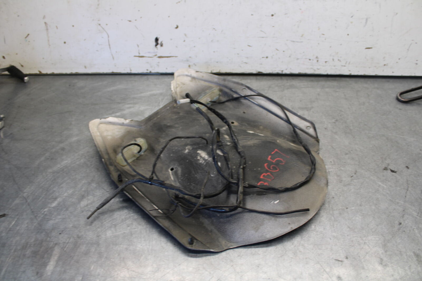 03-07 SUZUKI SV1000S AFTERMARKET REAR BACK TAIL UNDERTAIL FAIRING COWL BB657