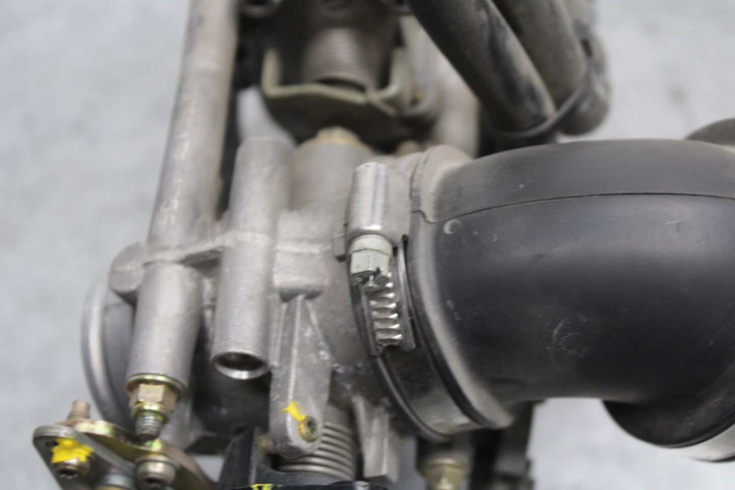 06-07 DUCATI MONSTER 695 MAIN FUEL INJECTORS / THROTTLE BODIES BB674