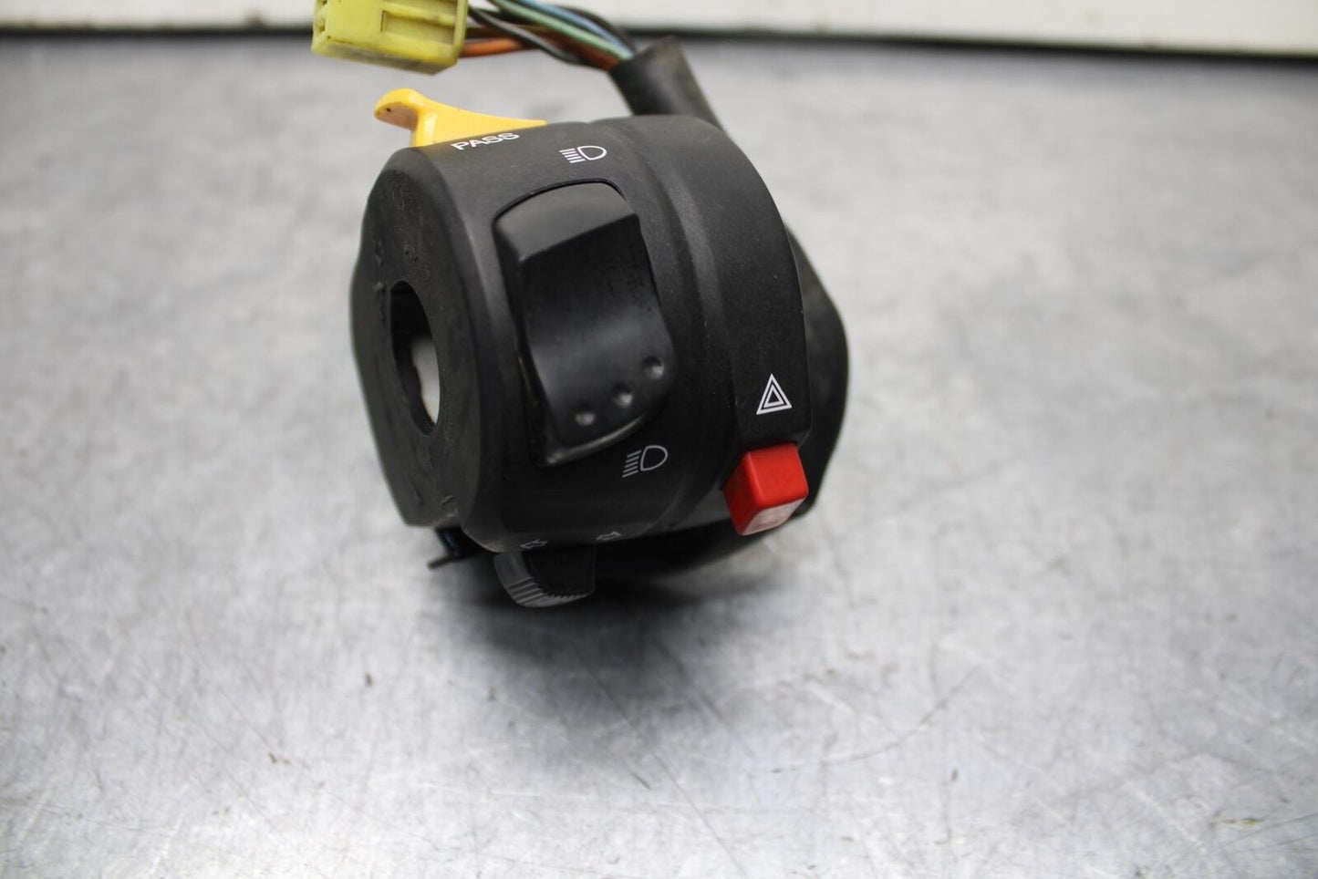 08-10 SUZUKI GSXR 600 750 LEFT CLIP ON HANDLE HORN SIGNALS SWITCH BB101