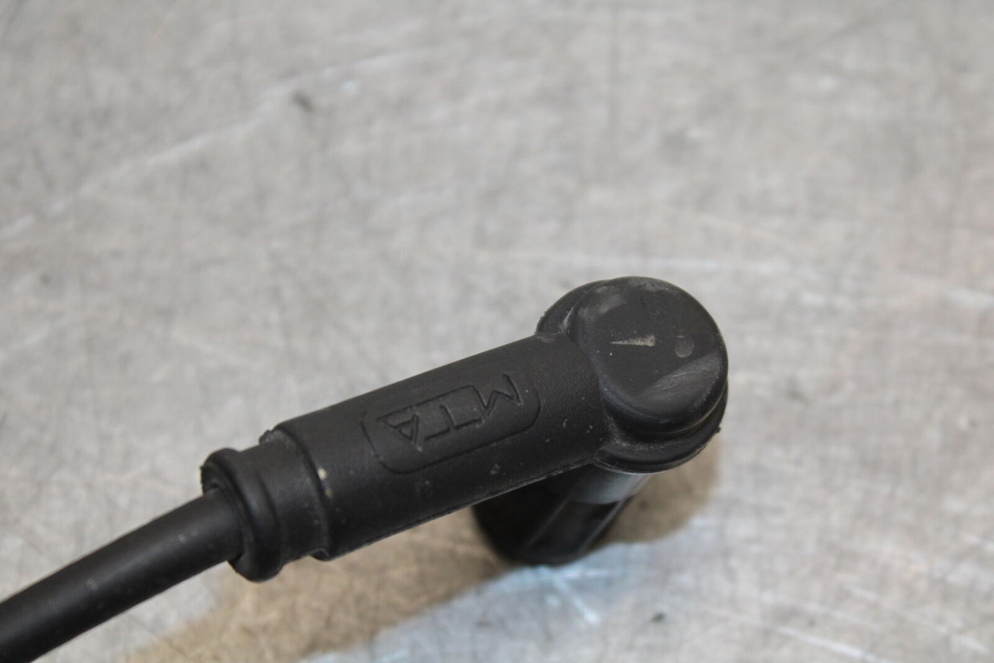 06-07 DUCATI MONSTER 695 IGNITION COILS COIL SPARK PLUG CAPS BB674