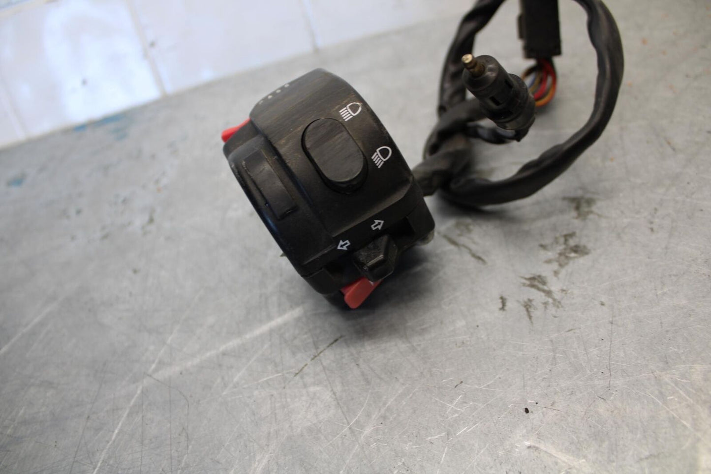 2006 Triumph Daytona 675 Triple LEFT CLIP ON HANDLE HORN SIGNALS SWITCH BB434