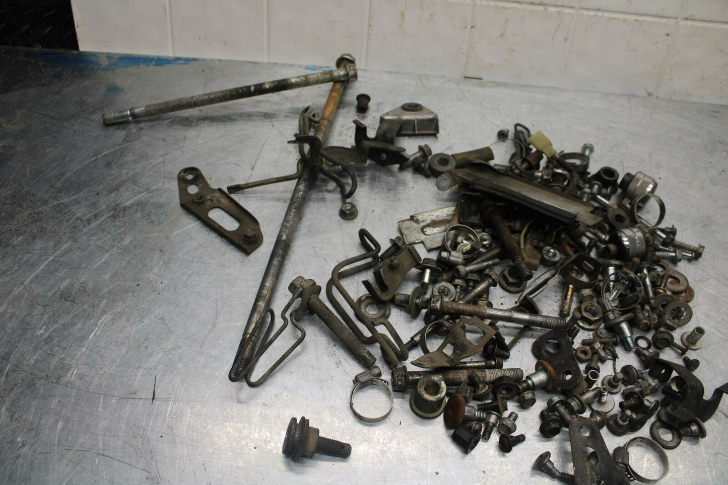 87-96 HONDA CBR1000F ENGINE MOUNTING BOLTS HARDWARE MOTOR SCREWS BB420