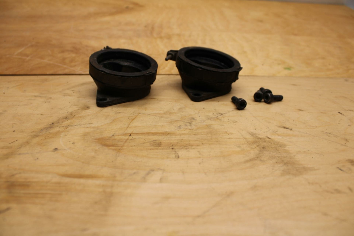 09-10 KAWASAKI ER-6N INTAKE MANIFOLDS BB325