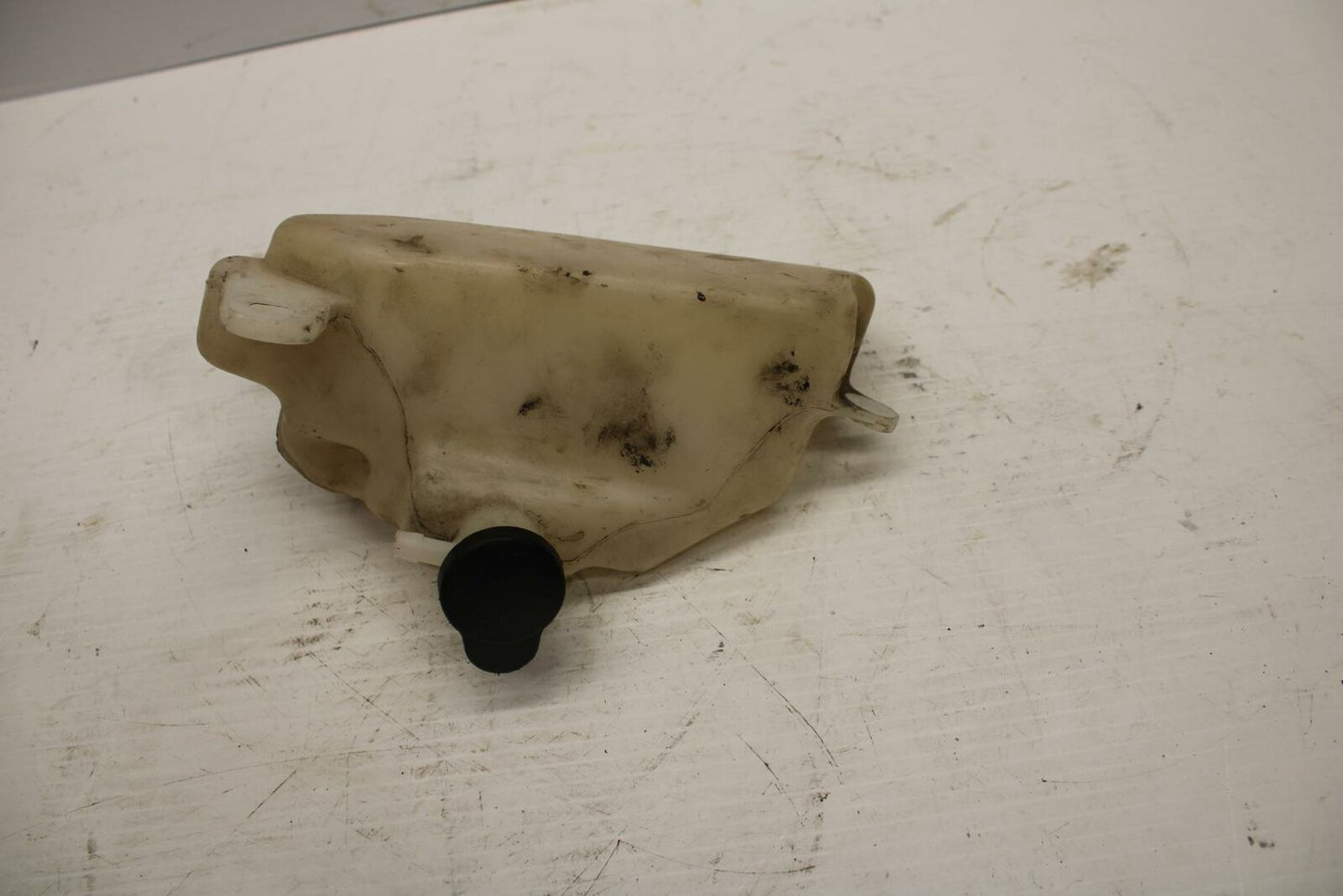 96 YAMAHA YZF750R COOLANT WATER TANK RESERVOIR BOTTLE BB237 #C