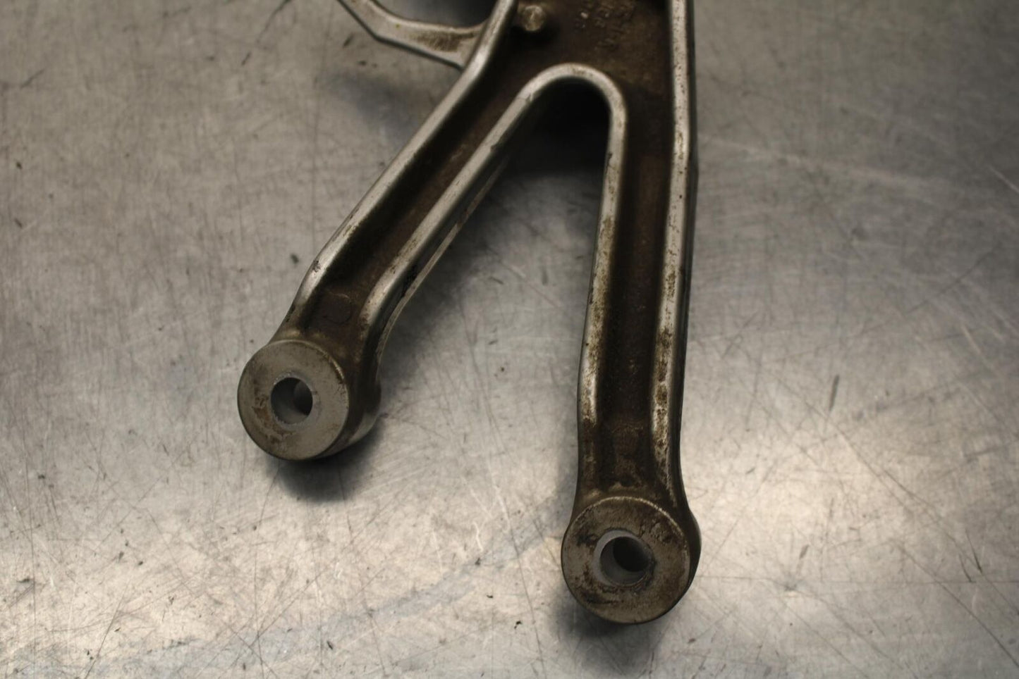 2003 Suzuki SV1000S RIGHT REAR FOOT REST PEG STEP BB85