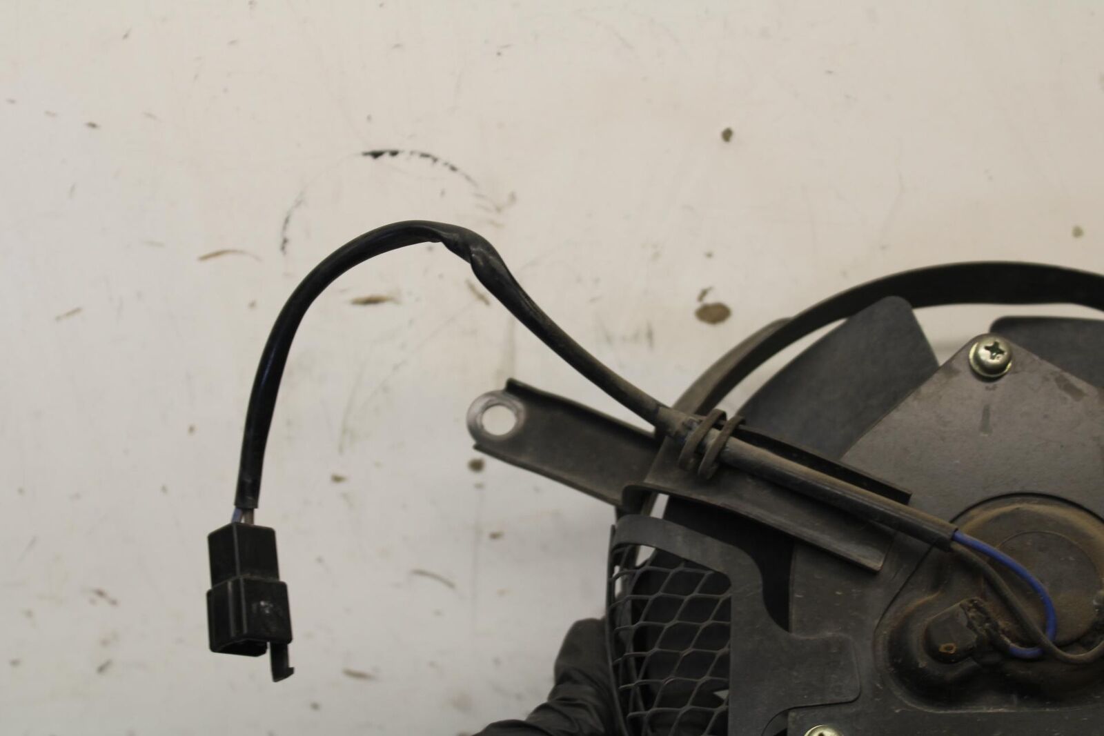 01-03 SUZUKI GSXR600 ENGINE RADIATOR COOLING FAN 17800-35F00 BB633