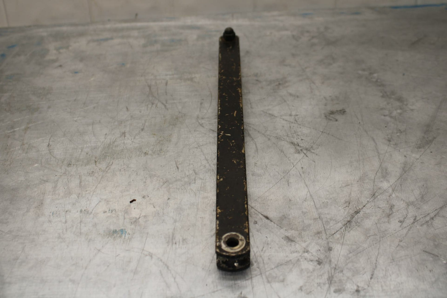 85 YAMAHA RZ500 REAR BACK BRAKE TORQUE ROD SHAFT BAR BB27 B