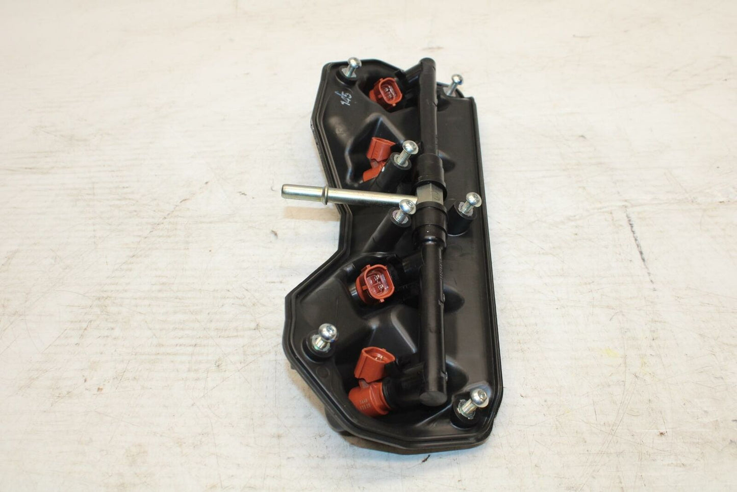 09-14 YAMAHA YZF R1 SECONDARY FUEL INJECTORS TOP AIRBOX GAS RAIL BB286