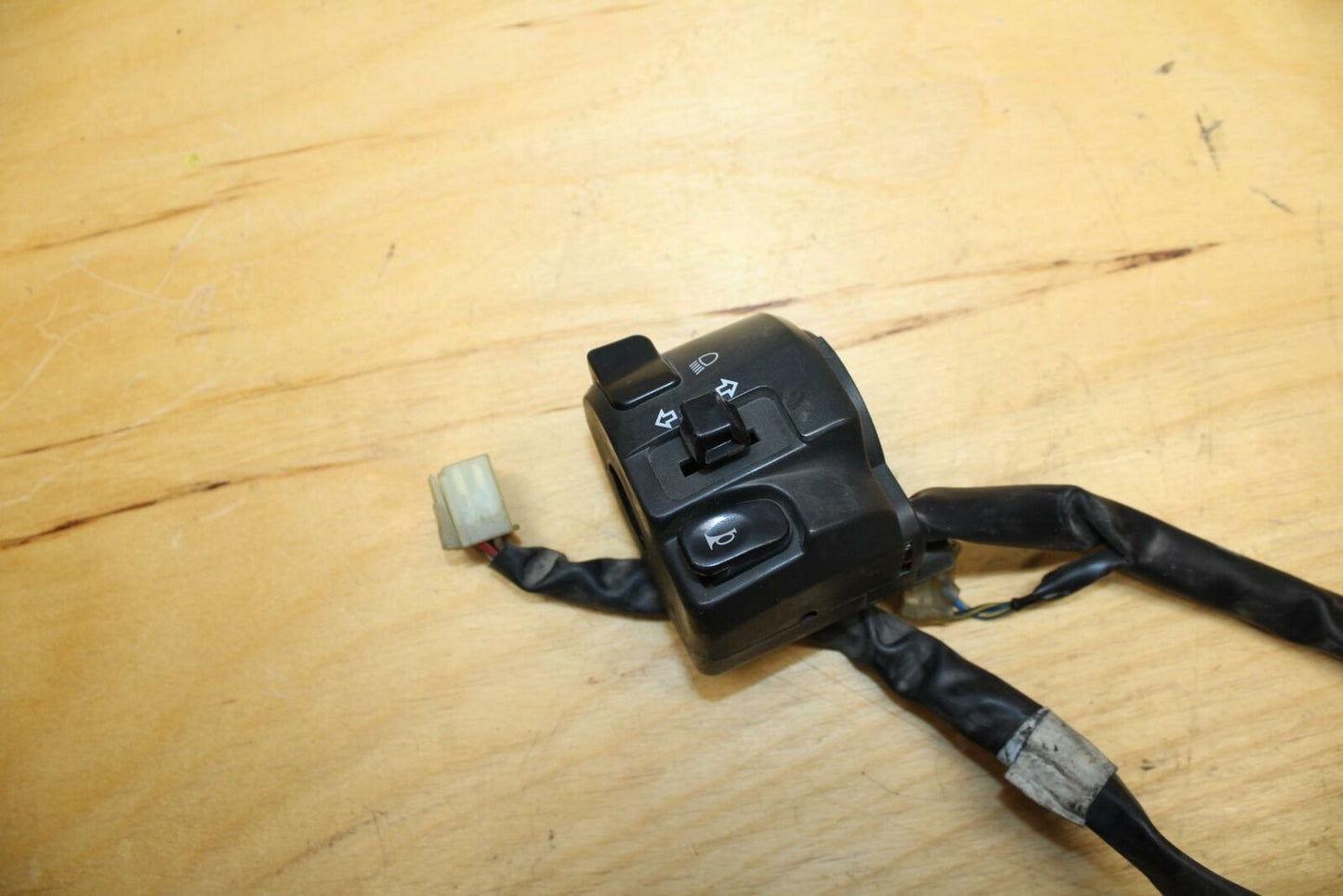 02-03 YAMAHA YZF R1 5PW LEFT CLIP ON HANDLE HORN SIGNALS SWITCH SWITCHES BB313