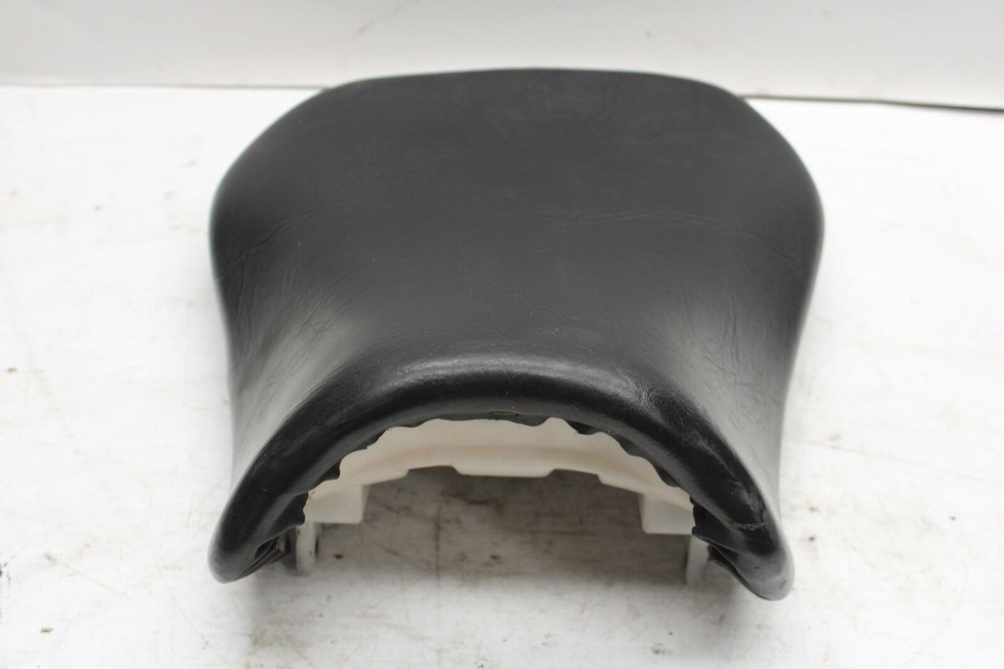 04-05 SUZUKI GSXR750 FRONT DRIVERS SEAT PAD SADDLE PILLION BB270