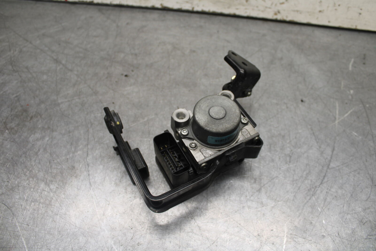 17-24 SUZUKI SV650 ABS PUMP UNIT MODULE BB706