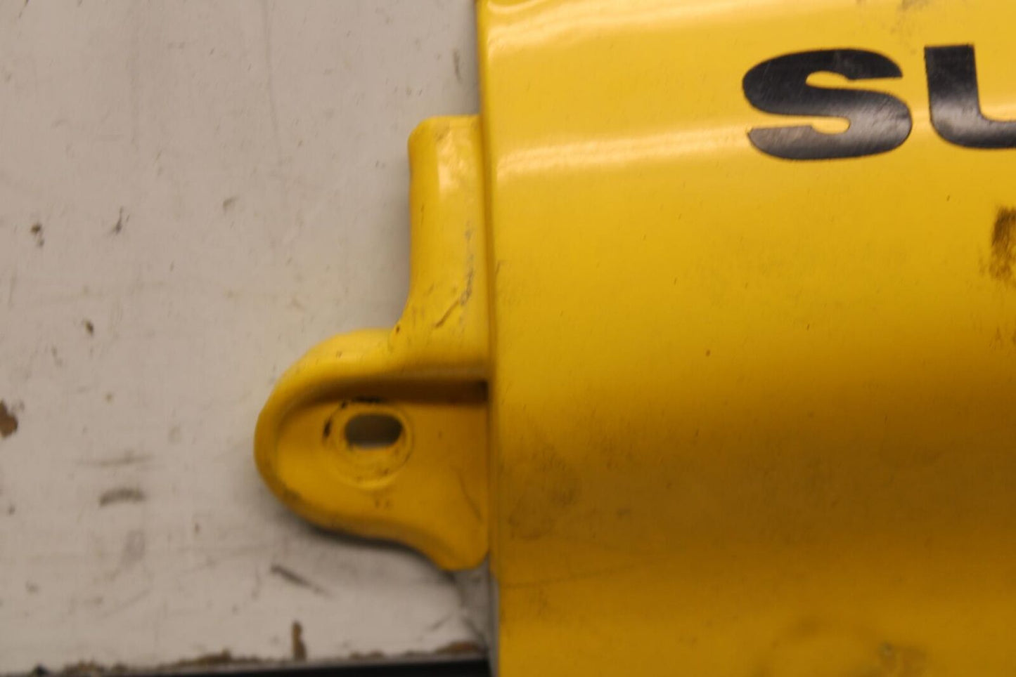 1988 Suzuki Katana 600 GSX600F YELLOW CENTER REAR TAIL FAIRING COVER TRIM BB94