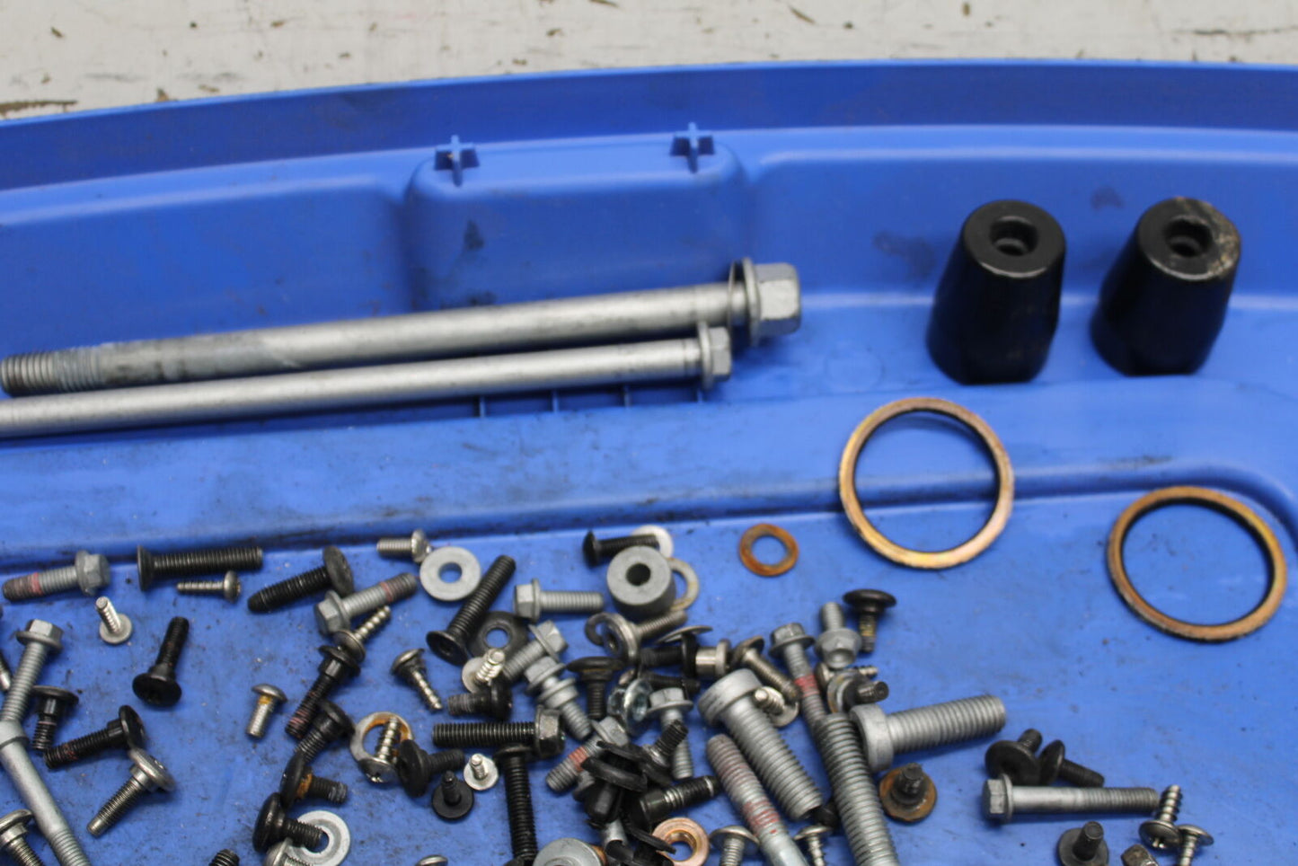 21-24 APRILIA TUONO 660 FACTORY MOUNTING BOLTS HARDWARE MOTOR SCREWS BB733