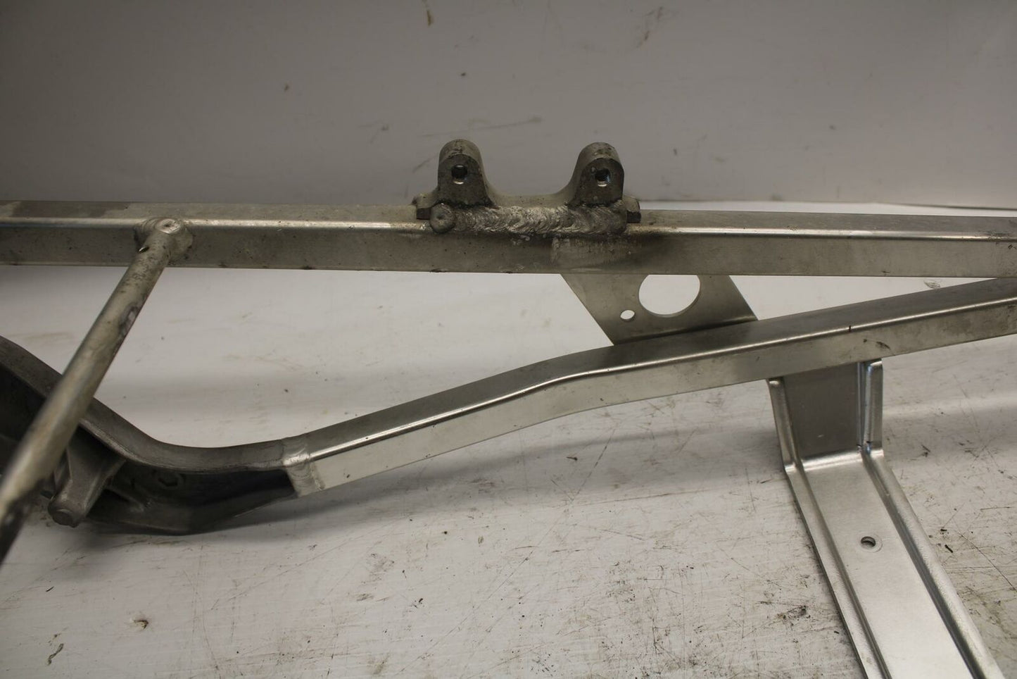 00-01 HONDA CBR929RR REAR SUBFRAME BACK SUB FRAME BB265