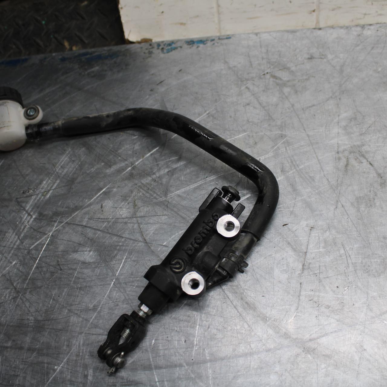 17-19 YAMAHA FZ09 REAR BREMBO BRAKE MASTER CYLINDER W RESERVOIR BB480