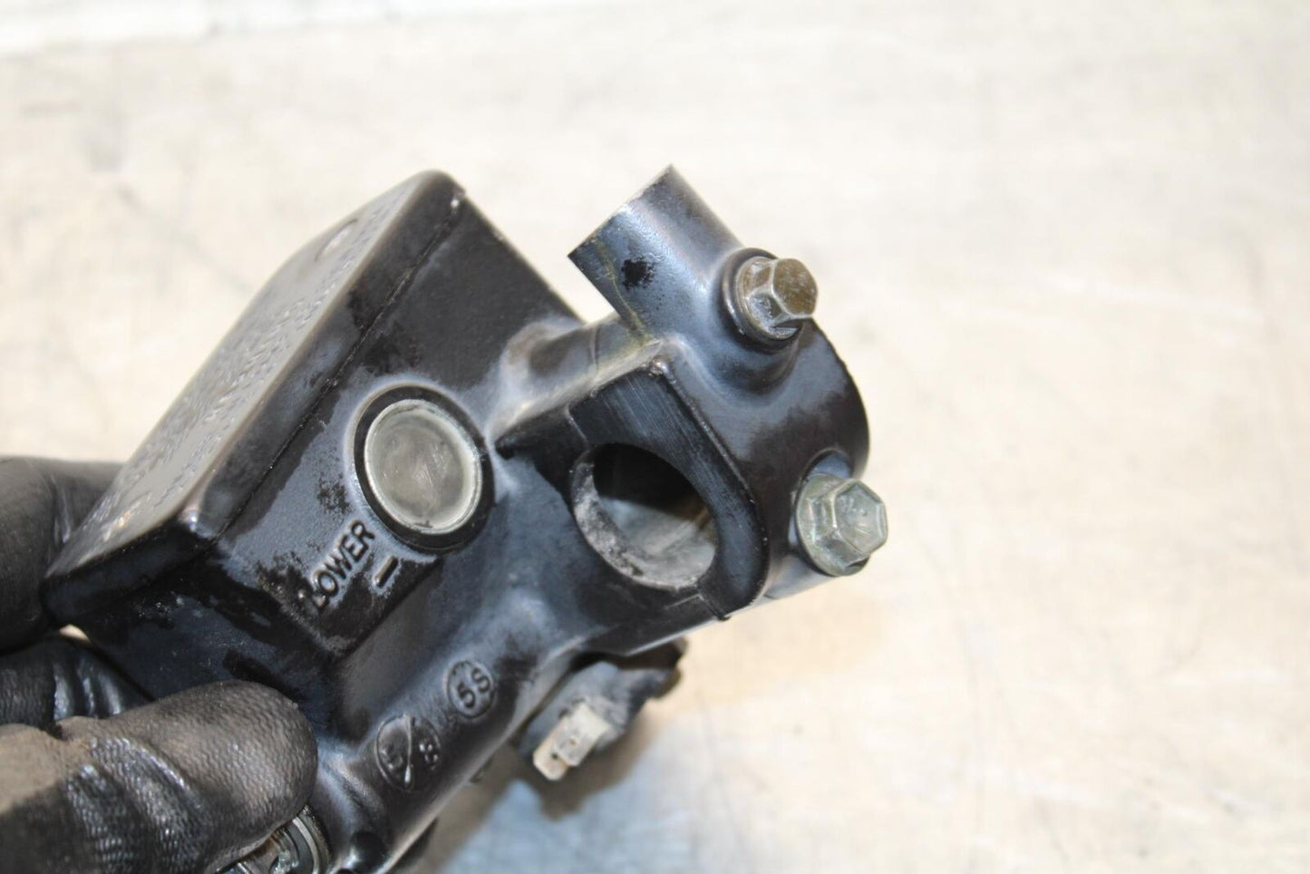 1997 Suzuki Bandit 1200 GSF1200S FRONT BRAKE MASTER CYLINDER BB559