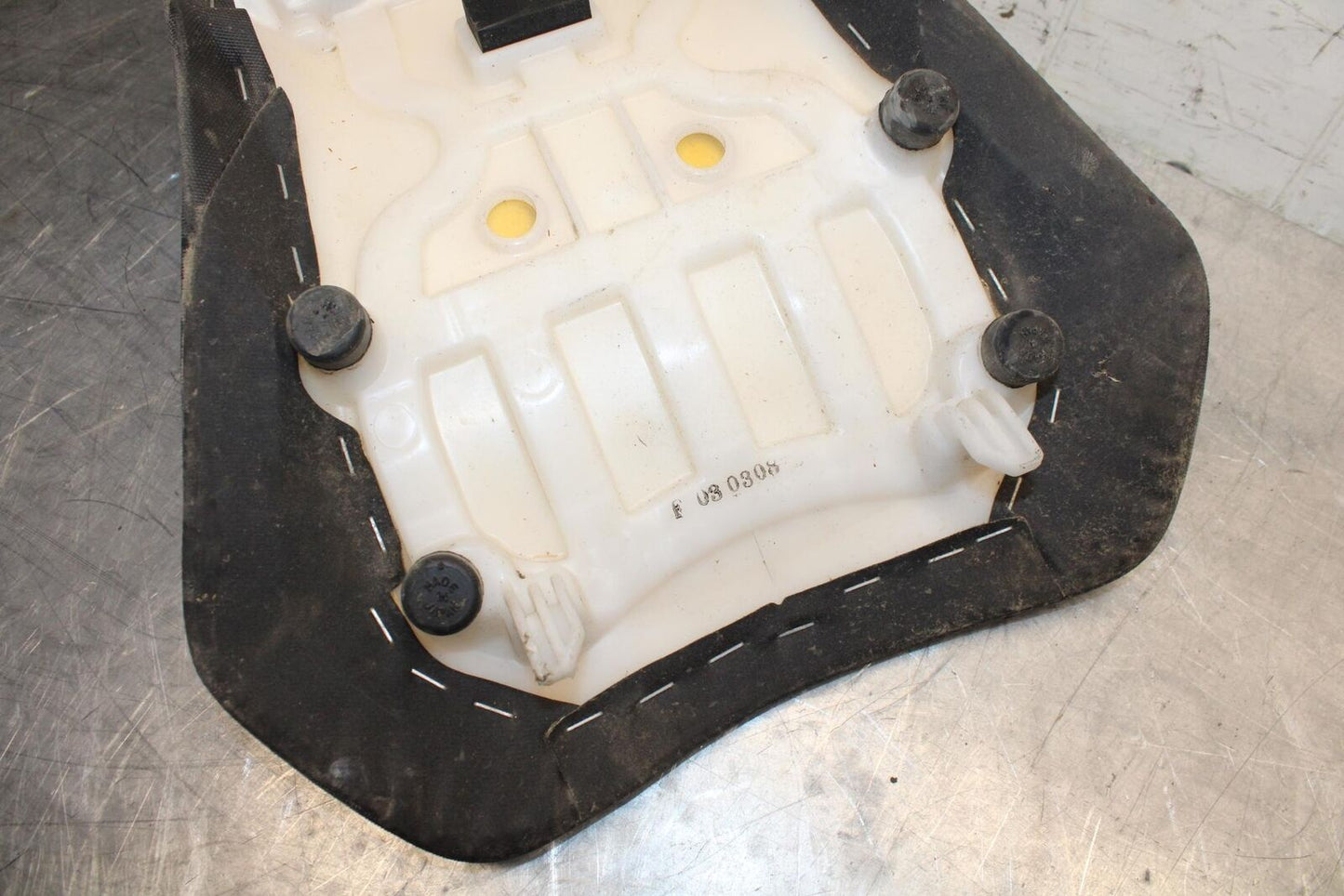 15-21 SUZUKI GSXR600 FRONT DRIVERS SEAT PAD SADDLE BB463