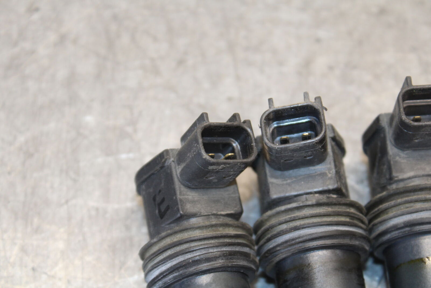 07-08 TRIUMPH DAYTONA 675 IGNITION COILS COIL SPARK PLUG CAPS BB685