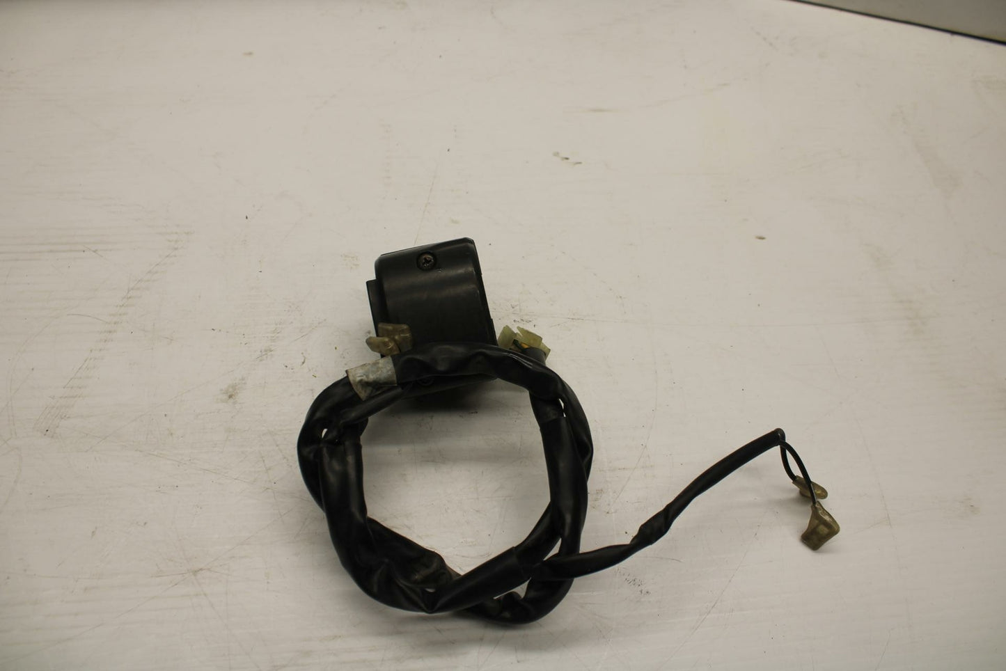 06 YAMAHA YZF R1 LEFT CLIP ON HANDLE HORN SIGNALS SWITCH SWITCHES BB282