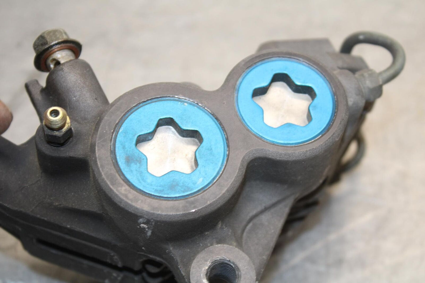 96-07 YAMAHA YZF600R RIGHT LEFT FRONT BRAKE CALIPER SET PAIR CALIPERS BB630