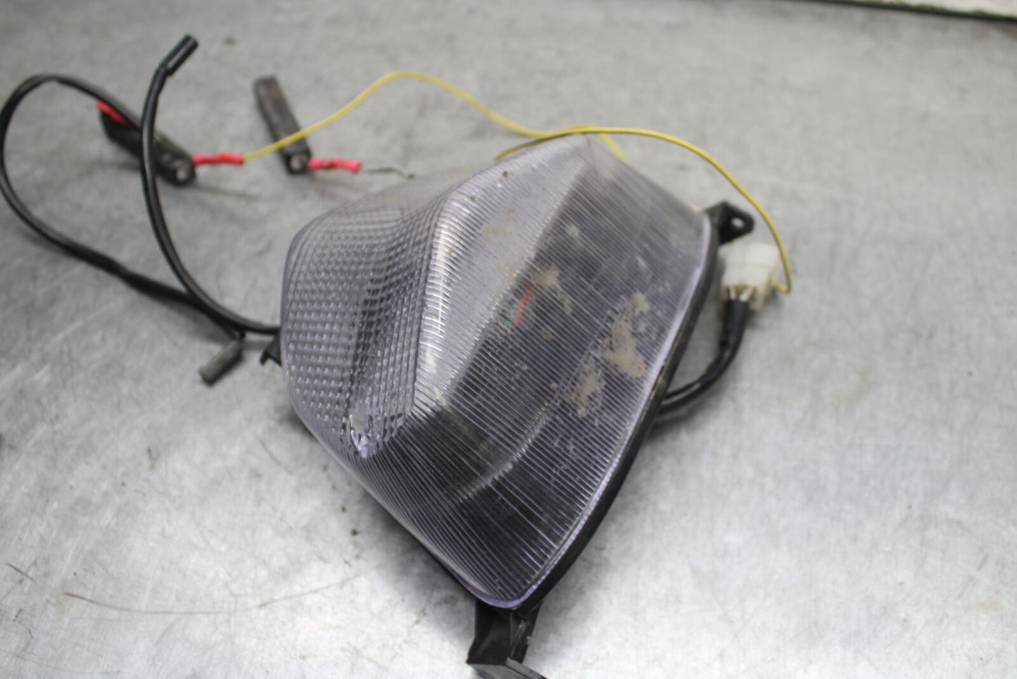 01-02 SUZUKI GSXR1000 AFTERMARKET REAR TAIL TAILLIGHT BACK BRAKE LIGHT BB113