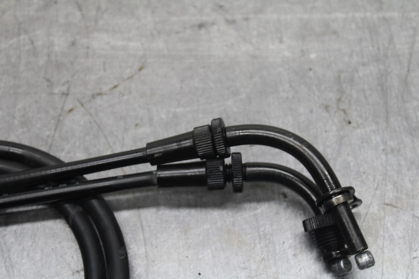 01-02 SUZUKI GSXR1000 THROTTLE CABLES LINES BB113