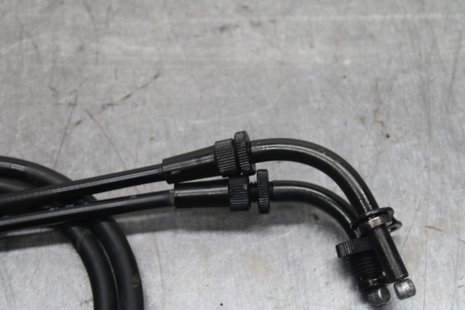 01-02 SUZUKI GSXR1000 THROTTLE CABLES LINES BB113
