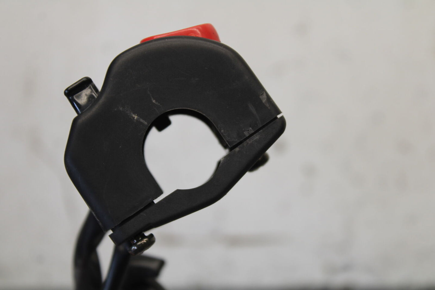 07-08 TRIUMPH DAYTONA 675 RIGHT CLIP ON HANDLE KILL OFF START SWITCHES BB685