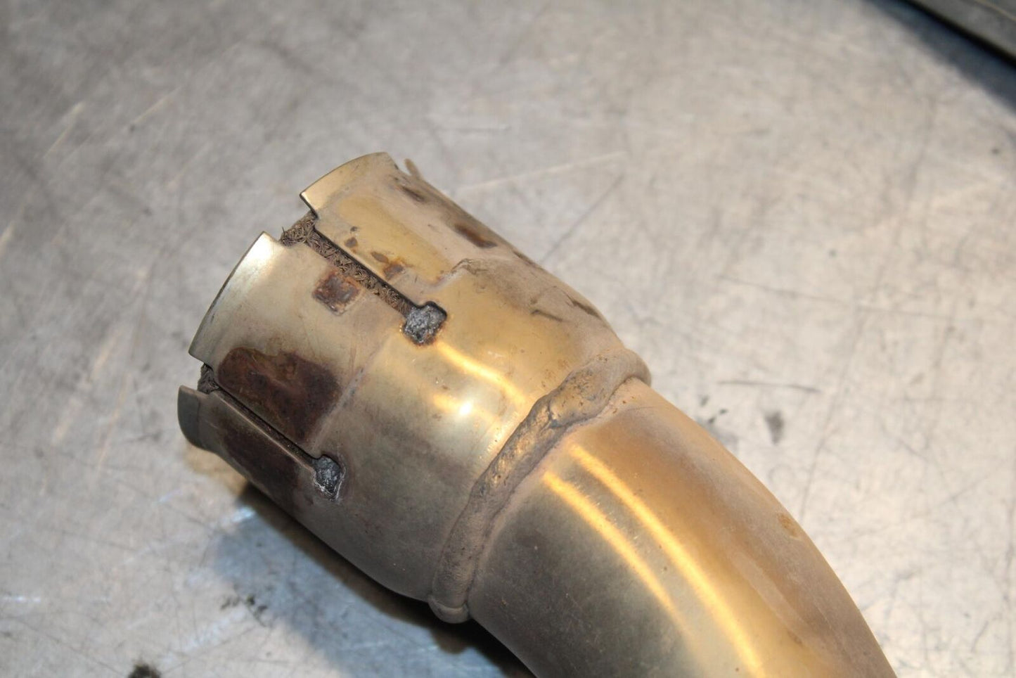 2009 Triumph Daytona 675 FULL EXHAUST SYSTEM HEADERS PIPE MUFFLER T2203710 BB584