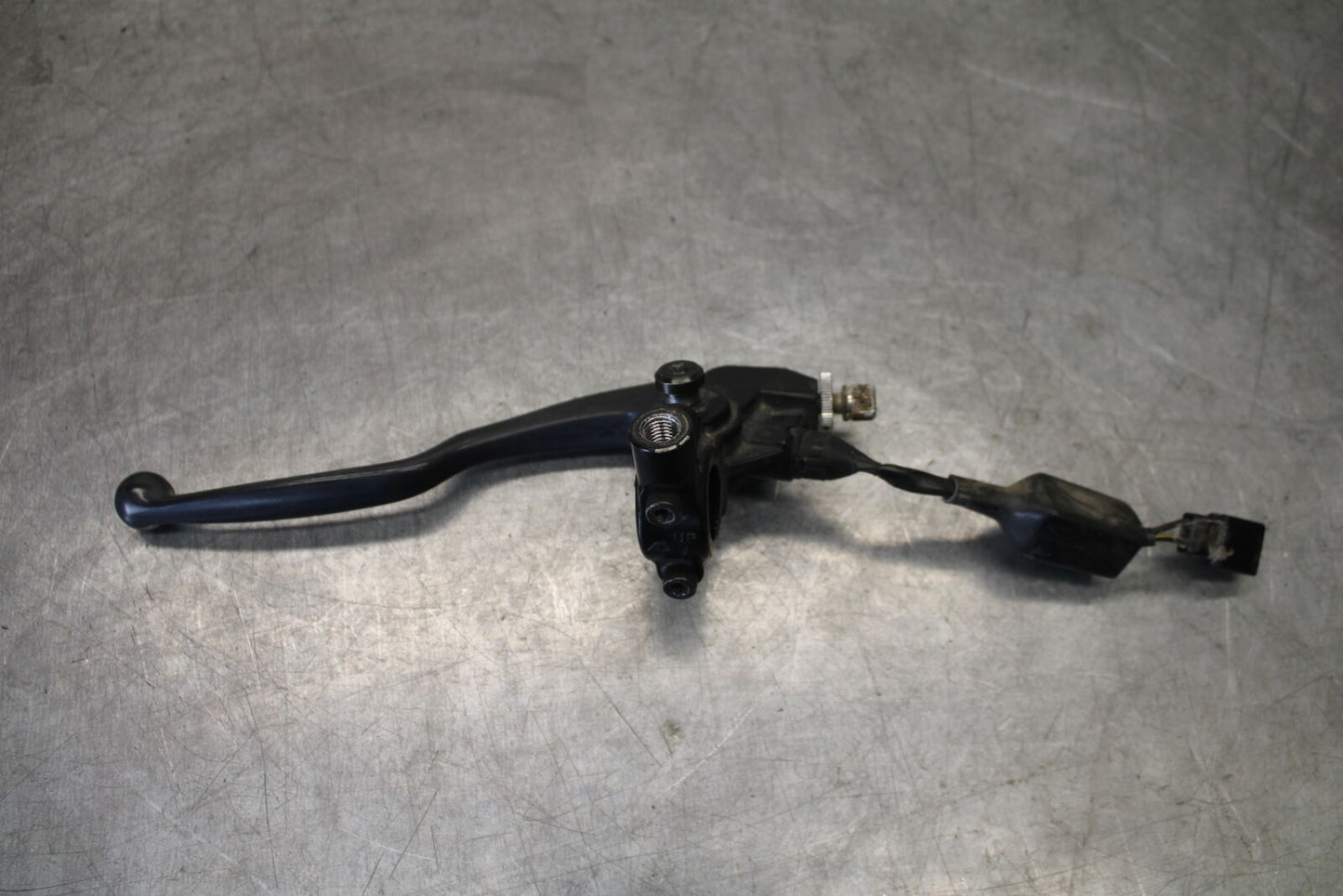 01-06 TRIUMPH TIGER 955I CLUTCH PERCH MOUNT WITH LEVER BB693