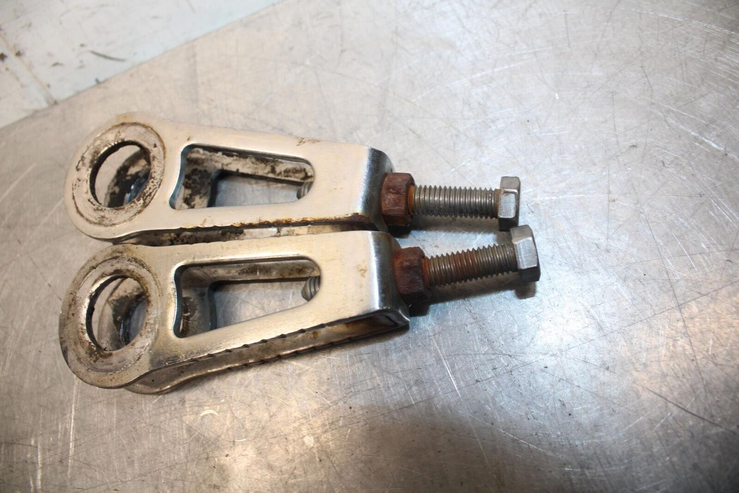 1984 Honda Interceptor 750 VF750F CHAIN TENSIONER ADJUSTMENT BRACKETS BB38