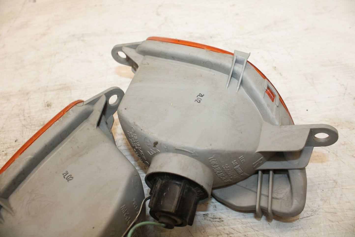 00-07 SUZUKI HAYABUSA FRONT LEFT RIGHT TURN SIGNALS LIGHT INDICATORS BB281