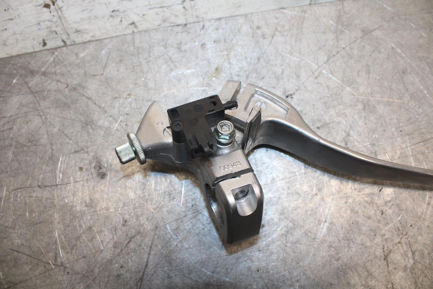 2007 Suzuki Boulevard M50 CLUTCH PERCH MOUNT WITH LEVER BB537