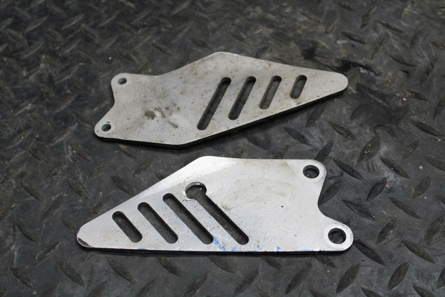 13-18 KAWASAKI NINJA ZX6R REARSET REAR SET HEEL GUARD COVER BB203